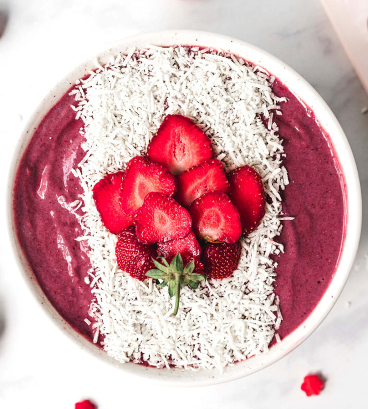 Canada Day Smoothie Bowl